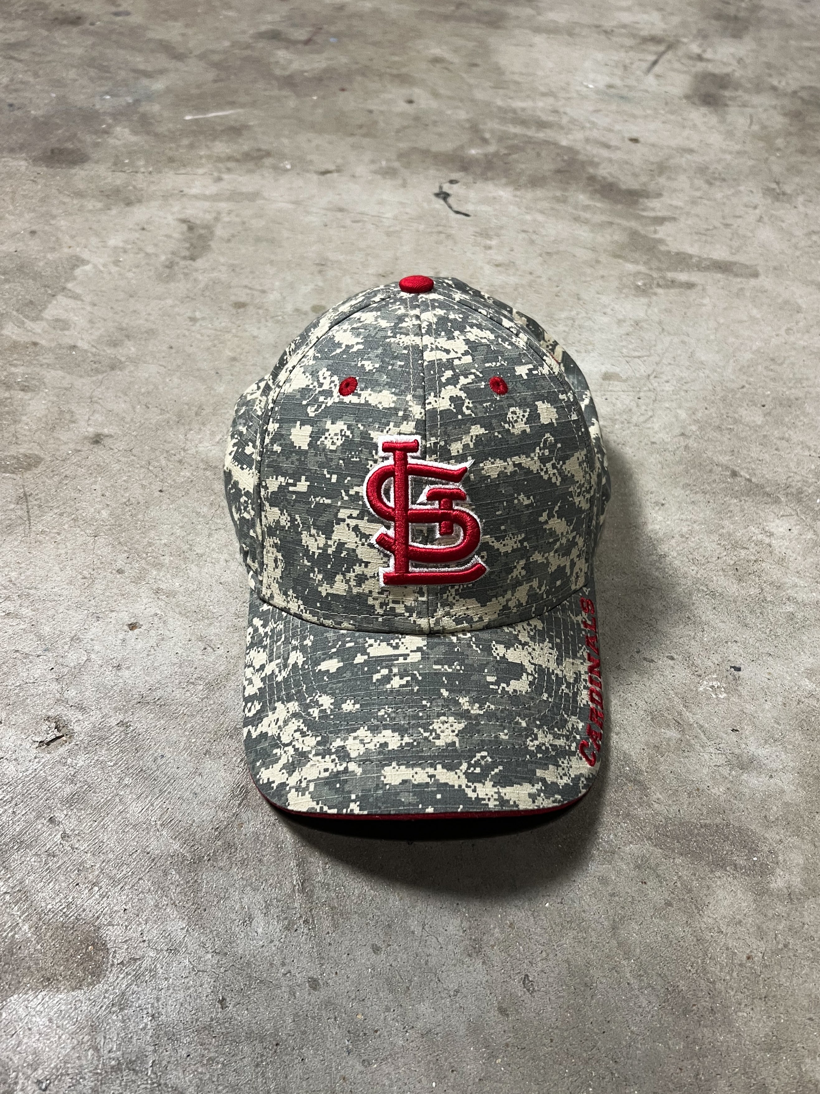 DIGI CAMO STL CARDINALS HAT