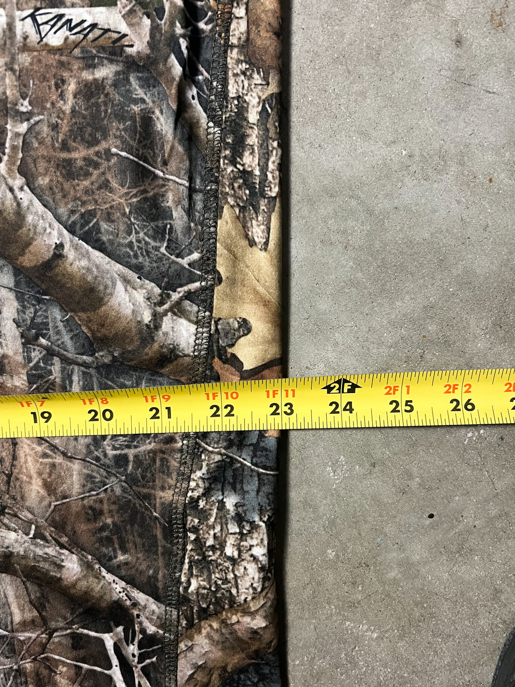 1 OF 1 CABELAS ATHLETIC TEE WITH HAND PRINTED HIDDEN CREEK GRAPHIC | L